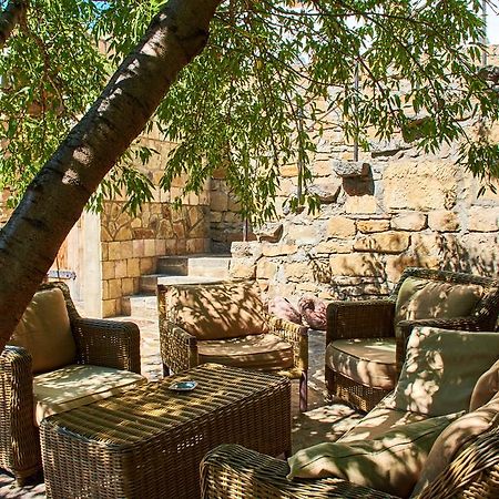 Guest House Savane Gori Luaran gambar